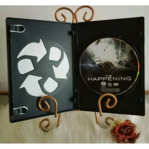 The Happening (DVD, 2009 Widescreen) Mark Wahlberg Intense Apocalyptic Movie - Picture 3 of 4